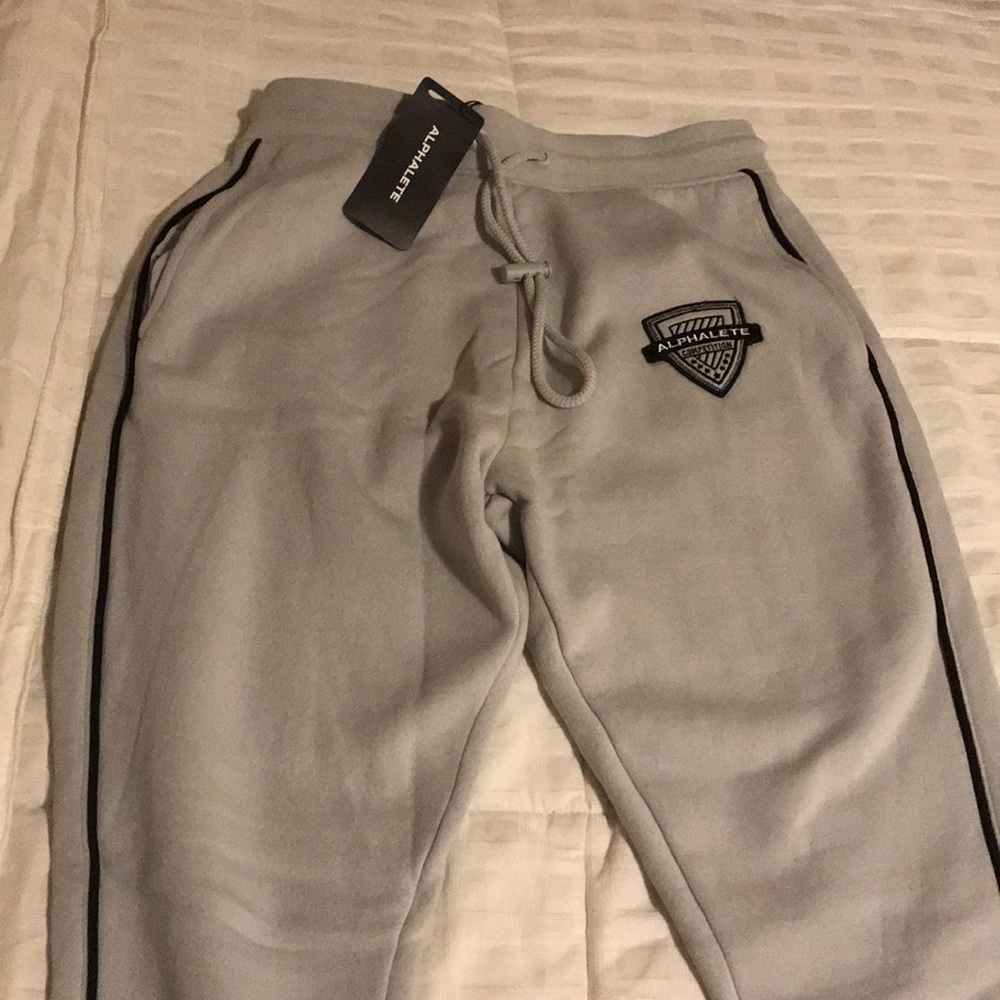 Alphalete joggers